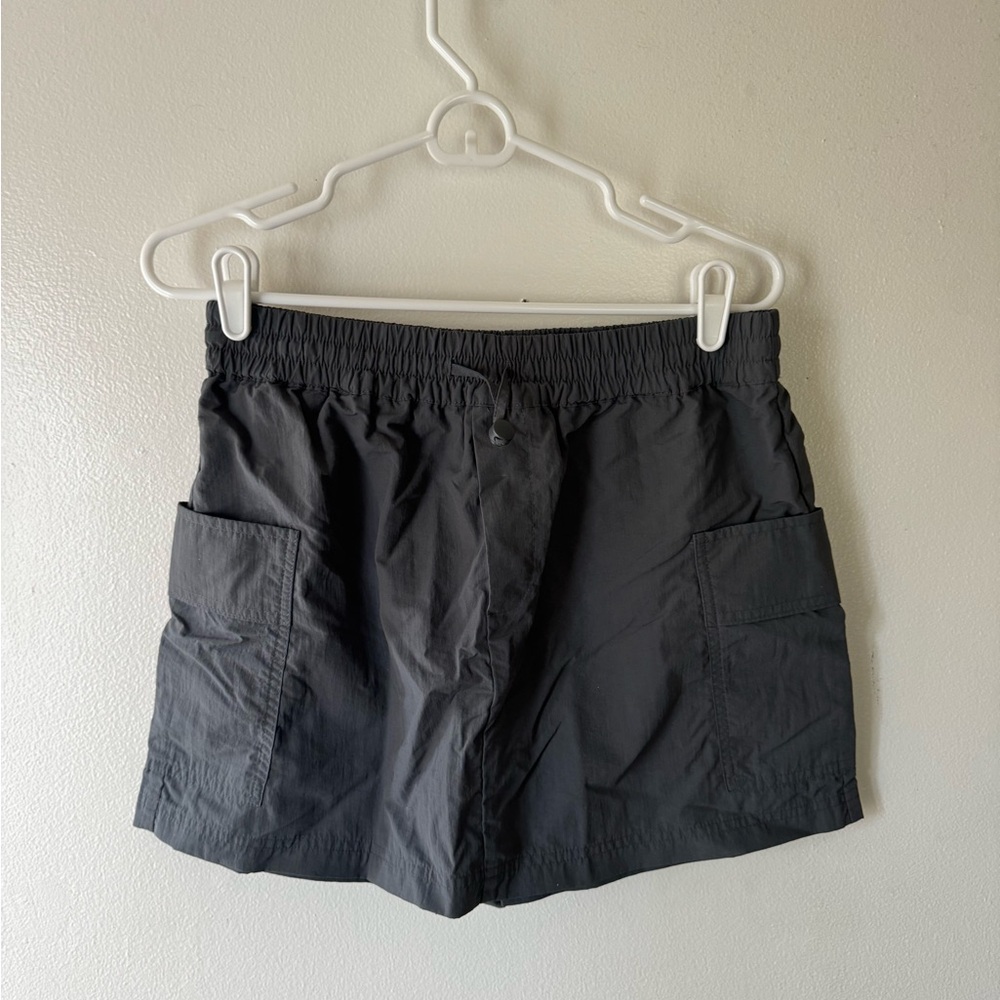 grey workout skort